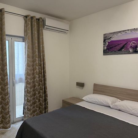Oreto Apartment Palermo Eksteriør billede